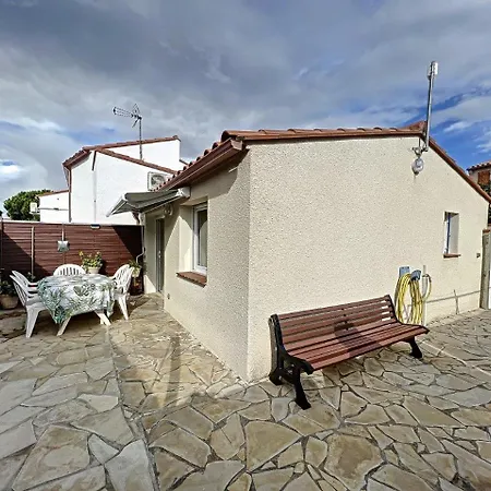 Calme Et Serenite Homestay Le Barcares