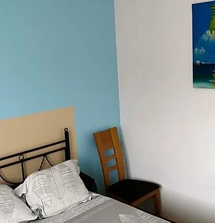 Проживание в семье Calme Et Serenite Ле Баркарес